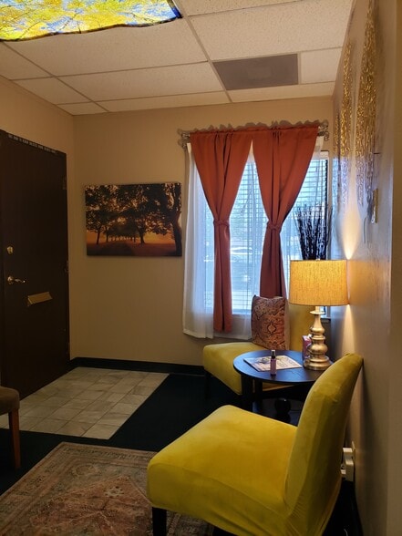 More Photos Of 9712 Fair Oaks Blvd, Fair Oaks Office For Lease