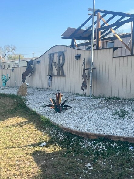 More Photos Of 110 3rd St, Natalia Manufactured Housing Mobile Home Park For Sale