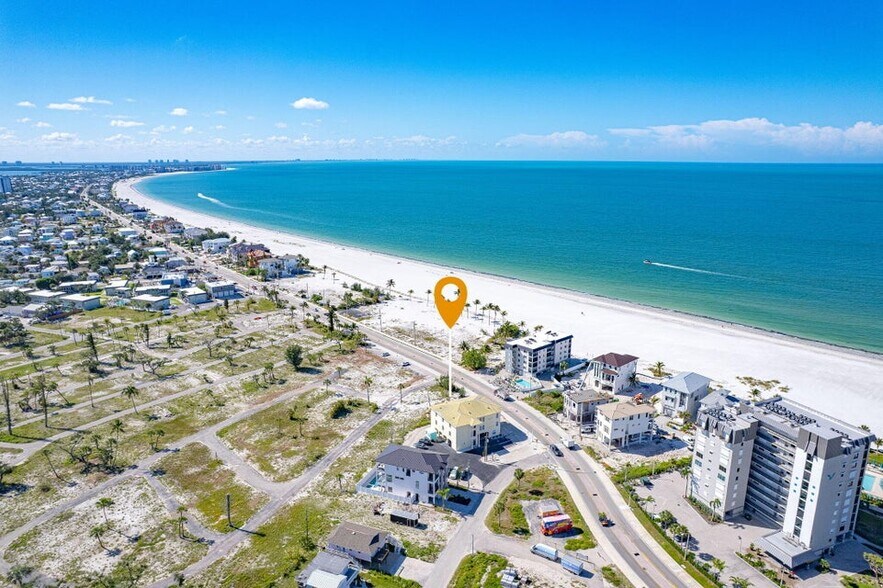 More Photos Of 2915 Estero Blvd, Fort Myers Land For Sale