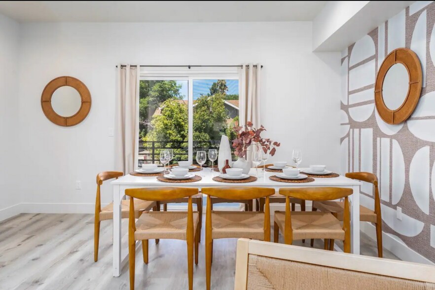 More Photos Of 216 N Coronado St, Los Angeles Multifamily For Sale