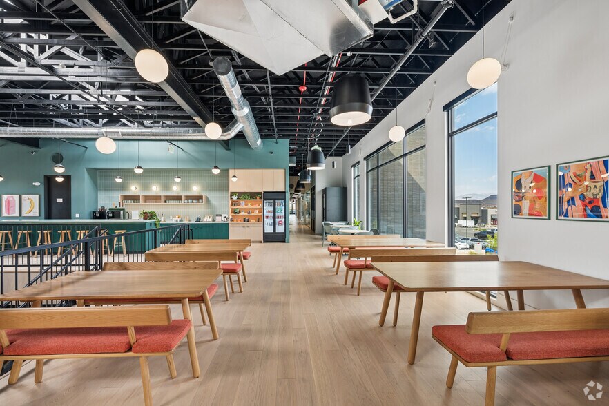 More Photos Of 1575 River Rd, St George Coworking Space
