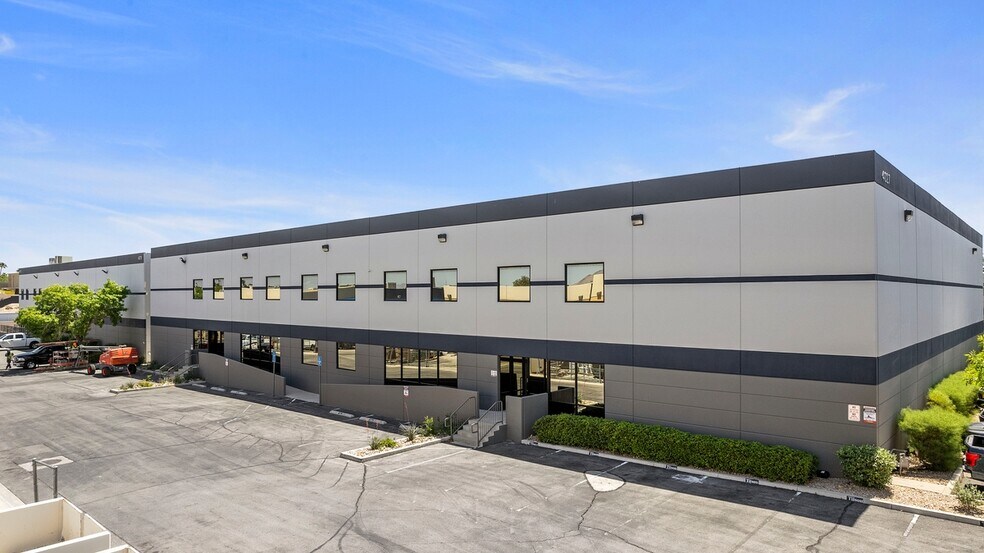 More Photos Of 4027 E Post Rd, Las Vegas Warehouse For Lease