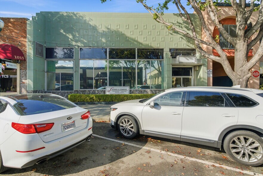 Primary Photo Of 1025 Central Ave, Tracy Medical For Sale