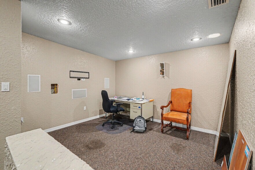 More Photos Of 5133 FL-54, New Port Richey Office Residential For Lease