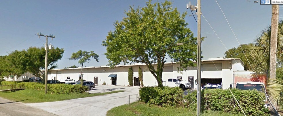 More Photos Of 5670-5720 Jason Lee Plz, Sarasota Manufacturing For Lease