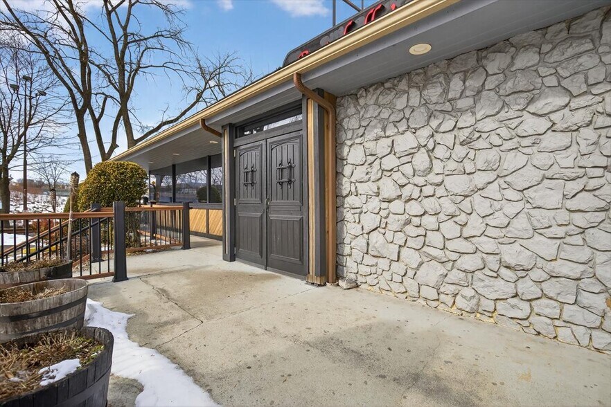 More Photos Of 5 Main St, Derby Restaurant For Sale