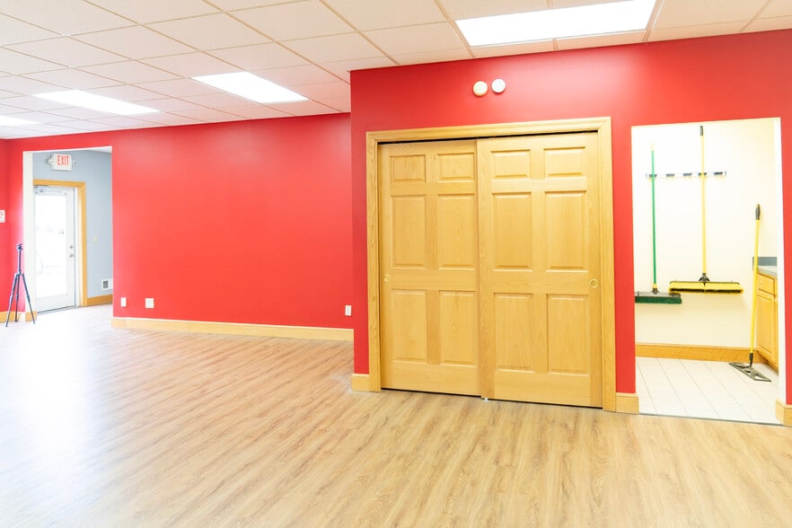 More Photos Of 2390 N Forest Rd, Getzville Loft Creative Space For Lease