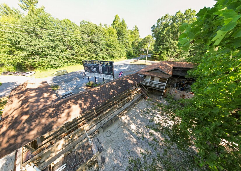 More Photos Of 14622 North Carolina 226, Spruce Pine Freestanding For Sale