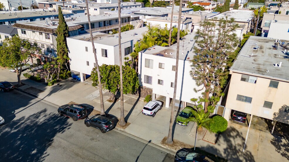 More Photos Of , Santa Monica Multifamily For Sale
