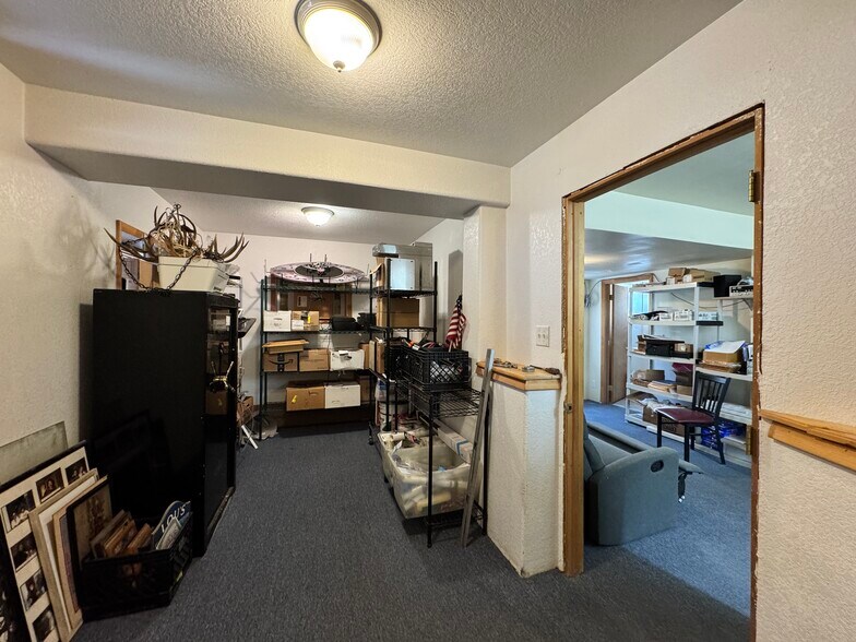 More Photos Of 1550 Missouri Valley Rd, Riverton Restaurant For Sale