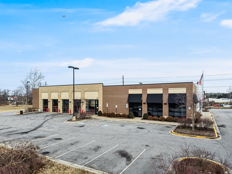More Photos Of 16301 Crain Hwy, Brandywine Auto Repair For Lease