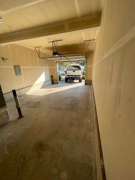 More Photos Of 321 Willow St, Bremerton Apartments For Sale