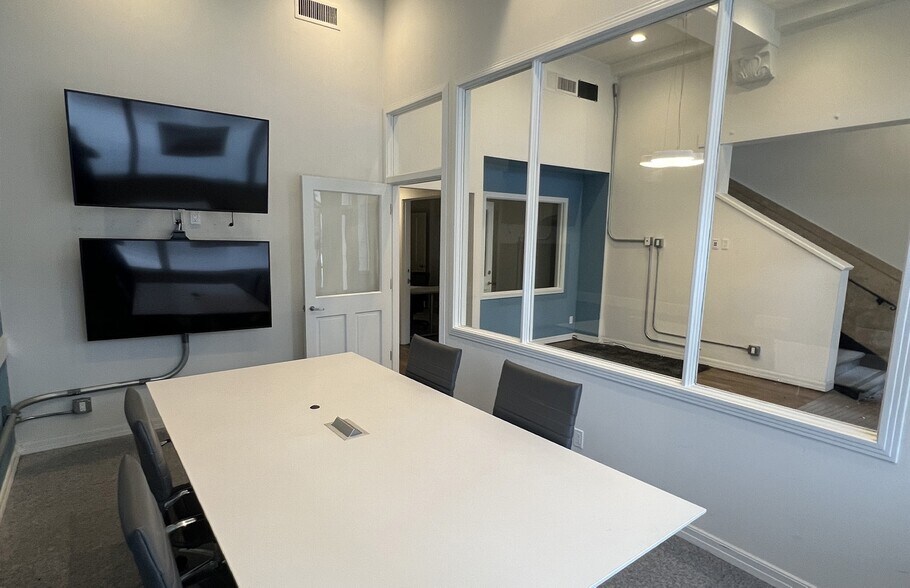 More Photos Of , Pasadena Office For Sale
