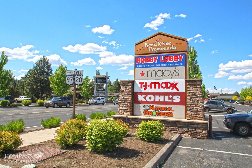 More Photos Of 3044-3188 N Highway 97, Bend Unknown For Lease