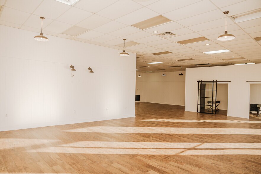 More Photos Of 603 Pilgrim Ave, Muscle Shoals Flex For Sale