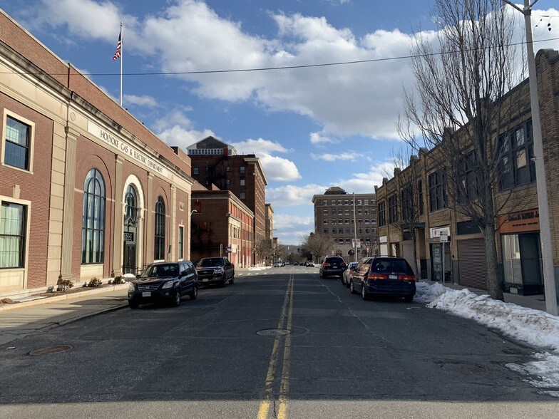 More Photos Of 98 Suffolk St, Holyoke Storefront Retail Office For Lease