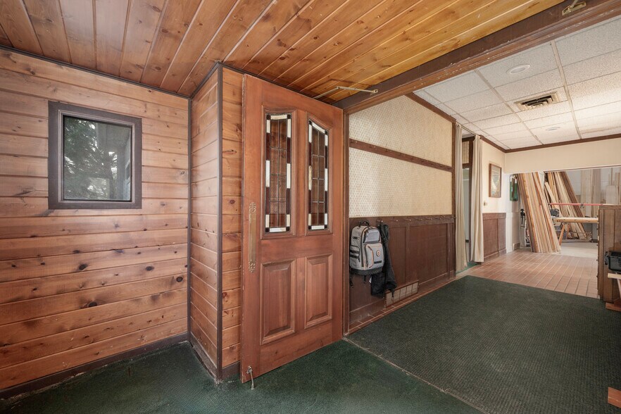 More Photos Of 312 4th Street St, Kremmling Light Manufacturing For Sale