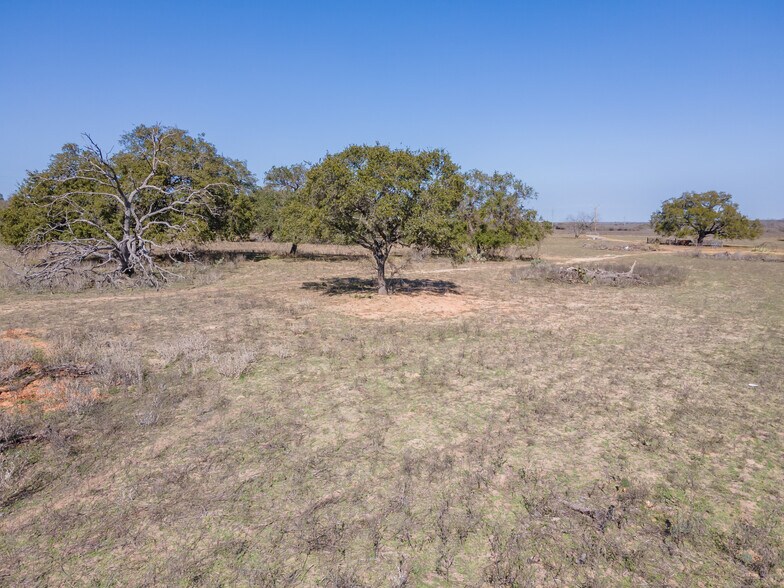 More Photos Of 0 I-35, Devine Land For Sale