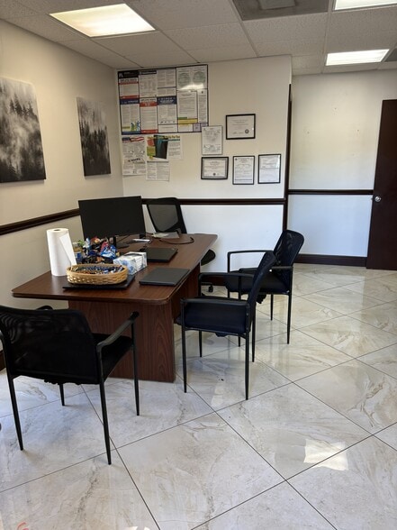 More Photos Of 2231 N University Dr, Pembroke Pines Medical For Lease