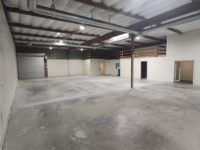 More Photos Of 5702 Marsh Dr, Pacheco Warehouse For Lease