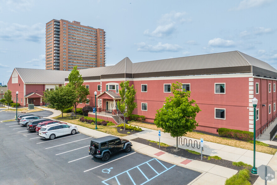 Primary Photo Of 415-445 N 9th St, Camden Office For Lease