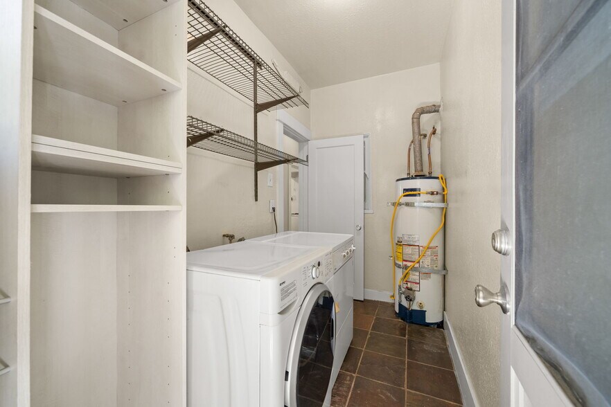 More Photos Of 219 Redondo Ave, Long Beach Apartments For Sale