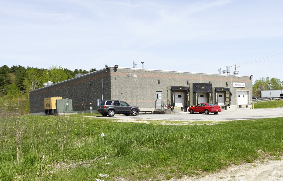 More Photos Of 20 Forrestal St, Lewiston Warehouse For Lease