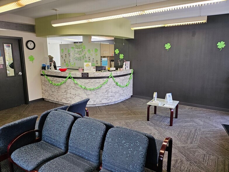 More Photos Of 19 River Oaks Dr, Calumet City Healthcare For Sale