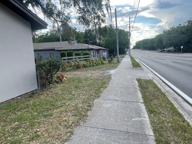 More Photos Of 1707 South St, Leesburg Daycare Center For Sale
