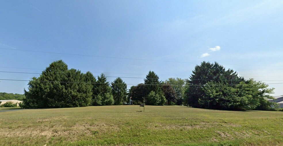 More Photos Of 6751 Columbus Rd, Granville Office Residential For Sale