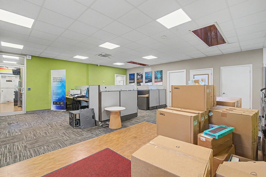More Photos Of 11 Abrams Rd, Central Valley Office For Sale