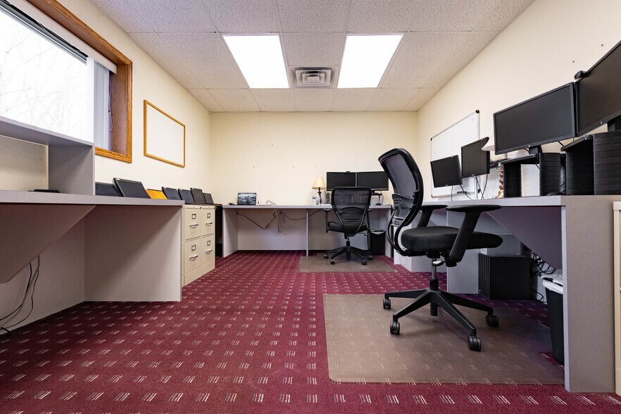 More Photos Of 4132 Elida Rd, Lima Medical For Sale