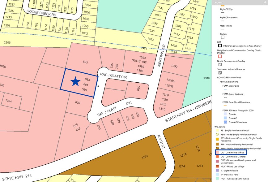 More Photos Of 669-683 Ray J. Glatt, Woodburn Loft Creative Space For Lease