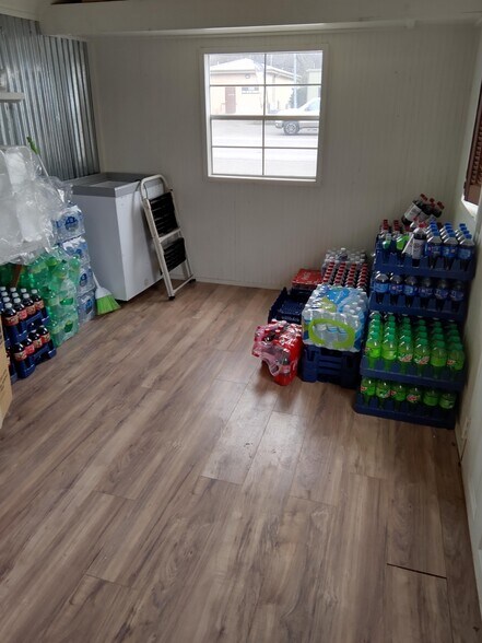 More Photos Of 108 N Main St, Spavinaw Restaurant For Sale