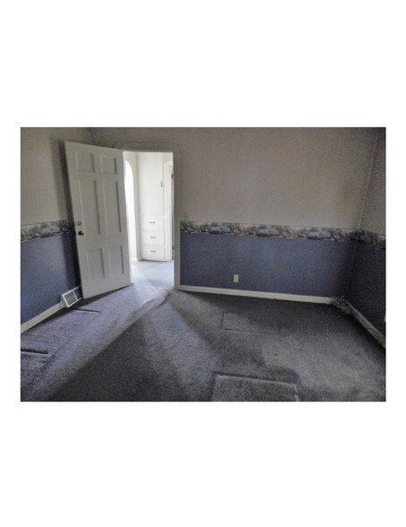 More Photos Of 9233 SR 14, Streetsboro Medical For Sale