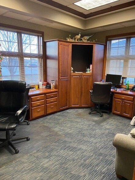 More Photos Of 440 N Koeller St, Oshkosh Medical For Sale