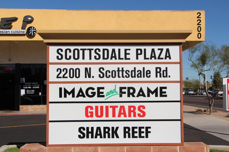 More Photos Of 2200 N Scottsdale Rd, Scottsdale Freestanding For Lease