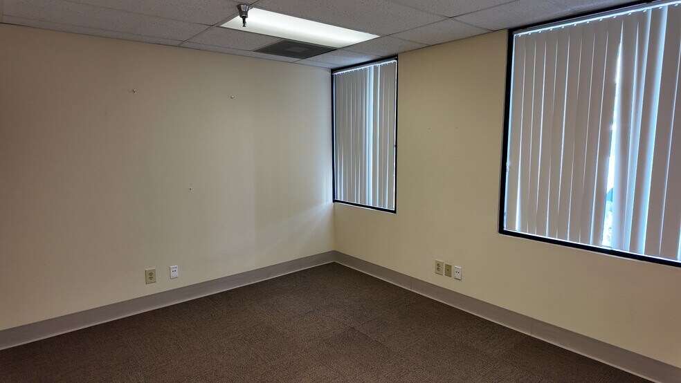 More Photos Of 1142 Rose Ave, Selma Medical For Sale