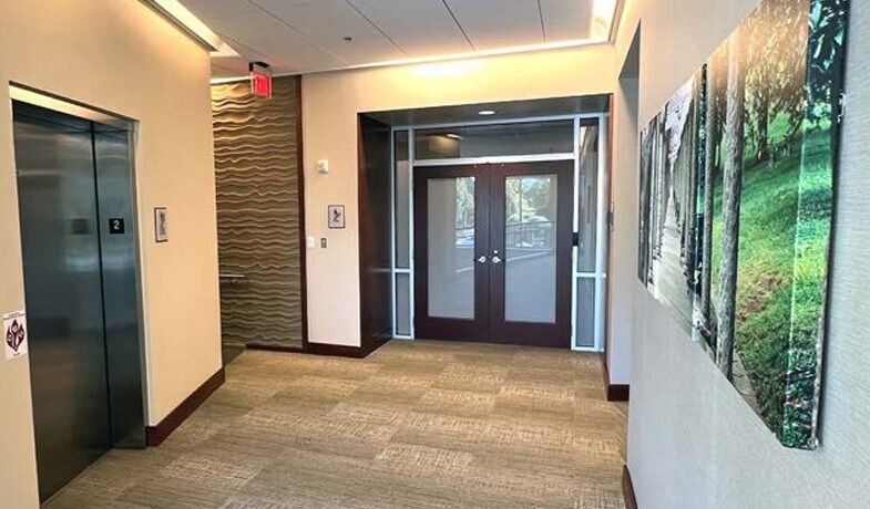 More Photos Of 6627 W Broad St, Richmond Office For Lease