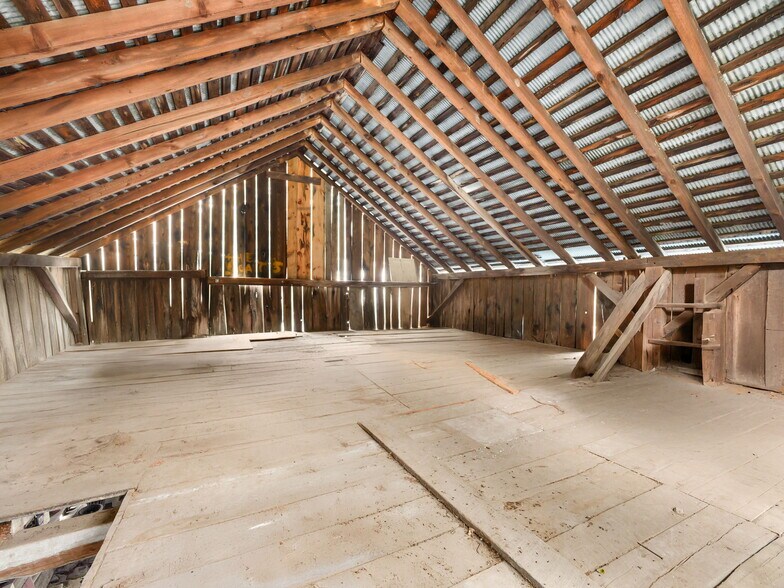 More Photos Of 553 County Road 94, Hankins Restaurant For Sale