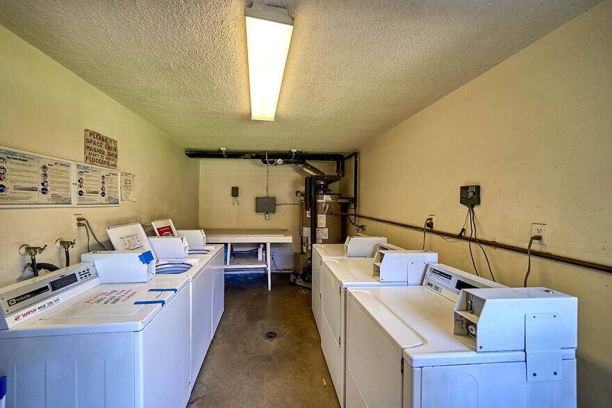 More Photos Of 1010 S Atlantic Blvd, Alhambra Apartments For Sale