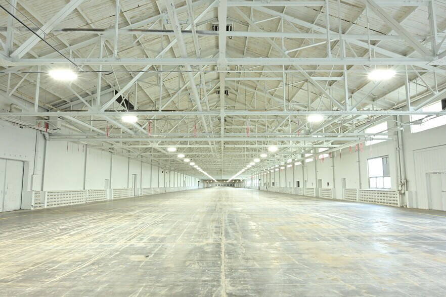 More Photos Of 1501 S 19th St, Mattoon Warehouse For Lease