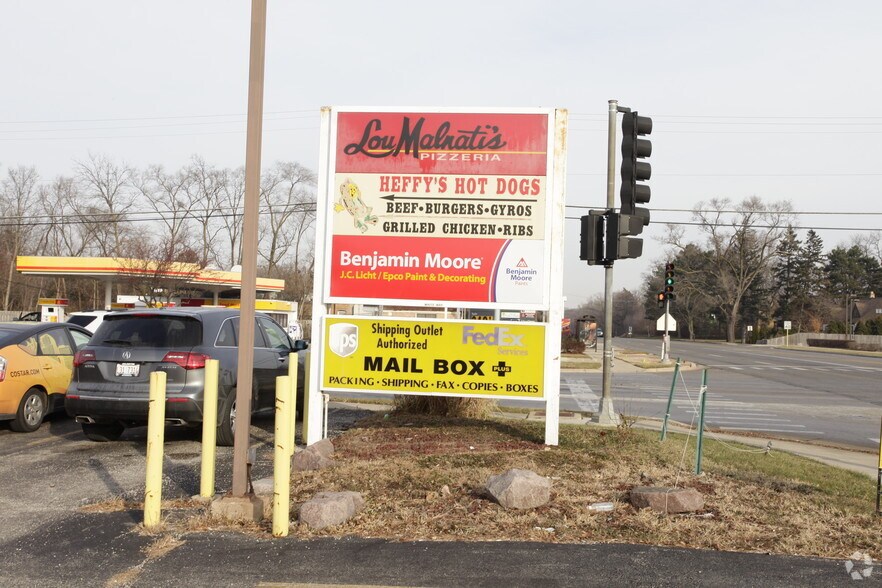 Primary Photo Of 1500-1522 N Elmhurst Rd, Mount Prospect Unknown For Lease