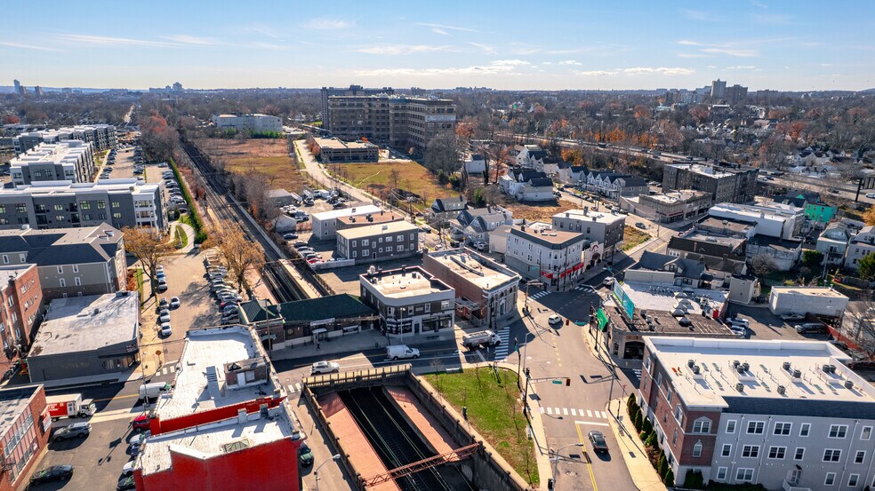 More Photos Of 9 Watsessing Ave, Bloomfield Flex For Sale