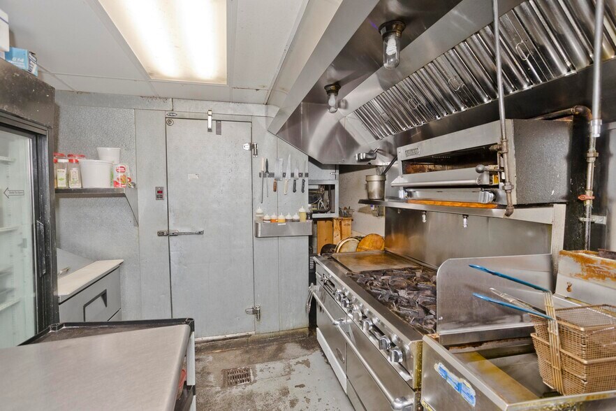 More Photos Of 1747-1755 Westover Rd, Chicopee Storefront For Sale