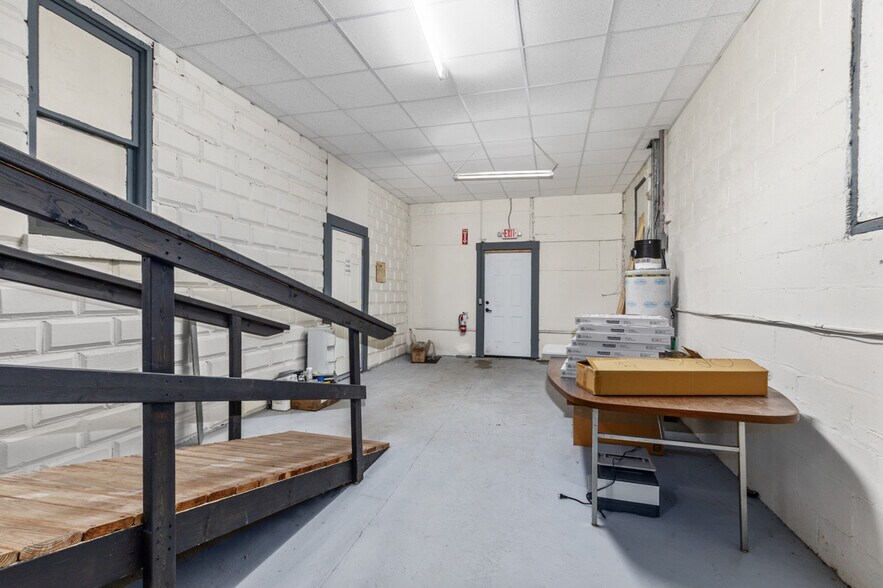 More Photos Of 122 W Superior St, Wayland Storefront For Sale