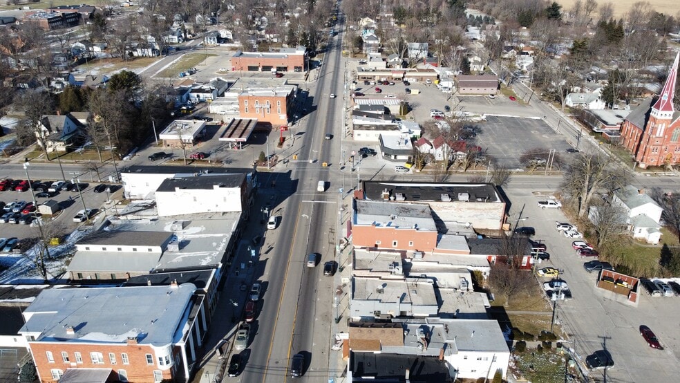 More Photos Of 107 S Main St, Almont Restaurant For Lease