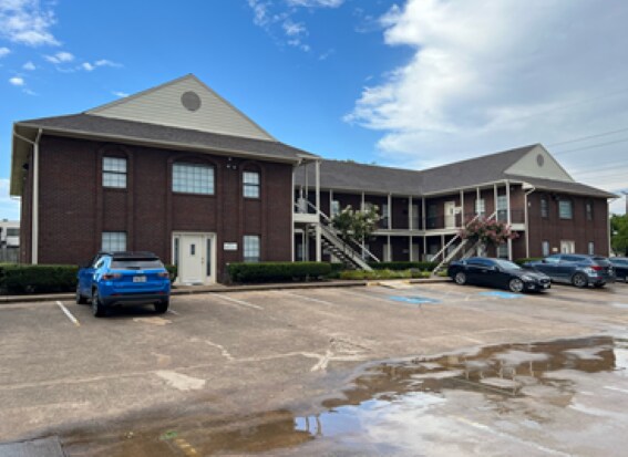 More Photos Of 650 S Edmonds Ln, Lewisville Office For Lease