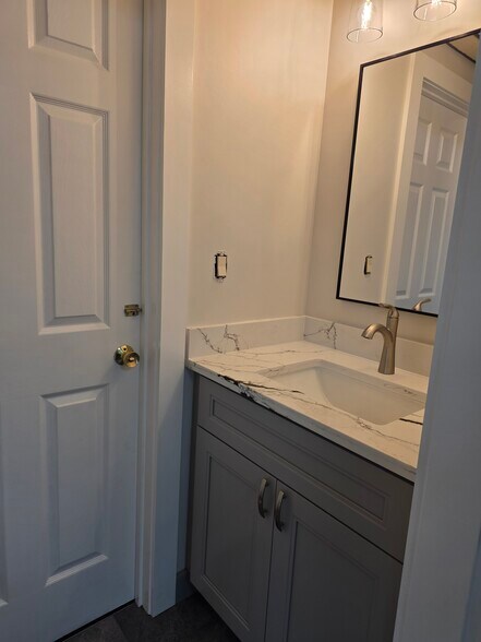 More Photos Of 8 Centre St, Concord Office Residential For Lease
