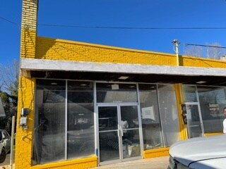 More Photos Of 245 Main St, Kingstree Department Store For Sale